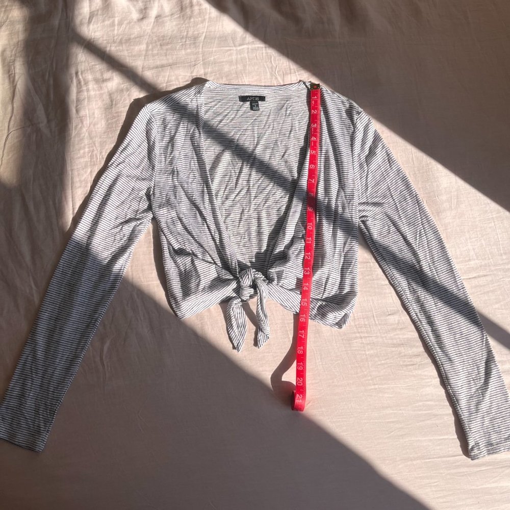 apt 9 cardigan S - Picture 3 of 10